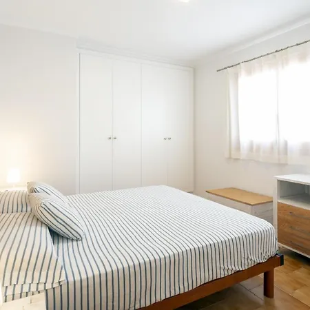 וילה Sans Bosch סון באו